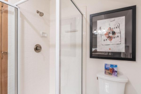 Updated 3 Bedroom 3 Bathroom Snowcreek Phase V #884, Sleeps 6